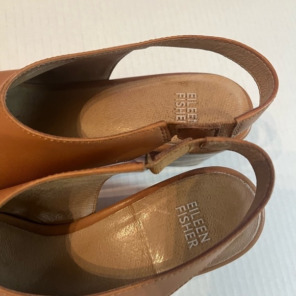 EILEEN FISHER Brown Leather Bobbi Sz 8 Peep Toe Sandal Heel Slingback - Picture 4 of 11